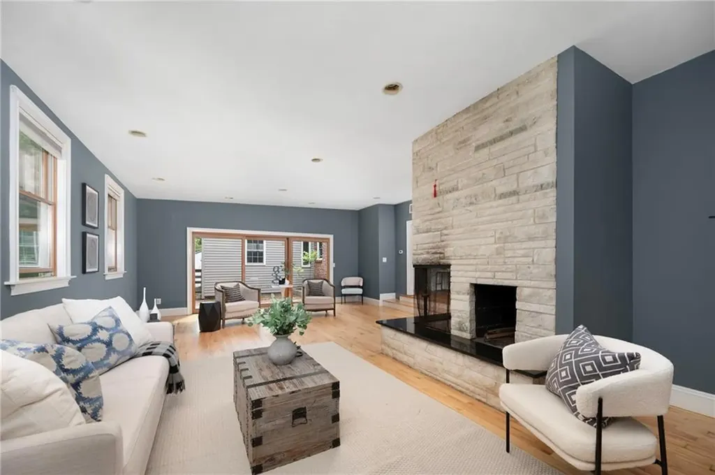 14 Black Creek Lane Warwick RI 02888