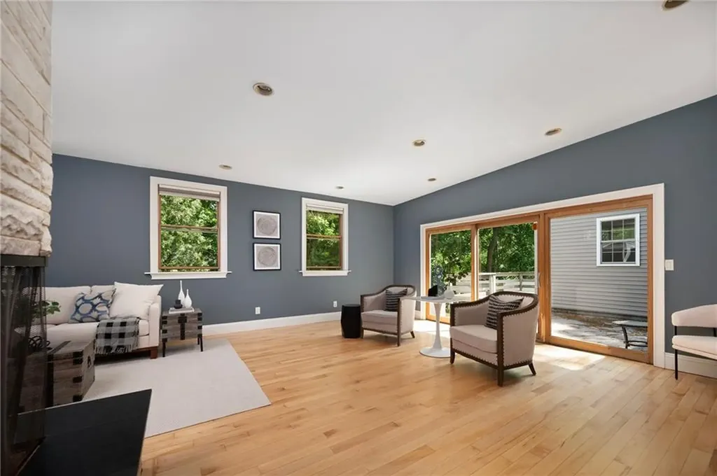 14 Black Creek Lane Warwick RI 02888