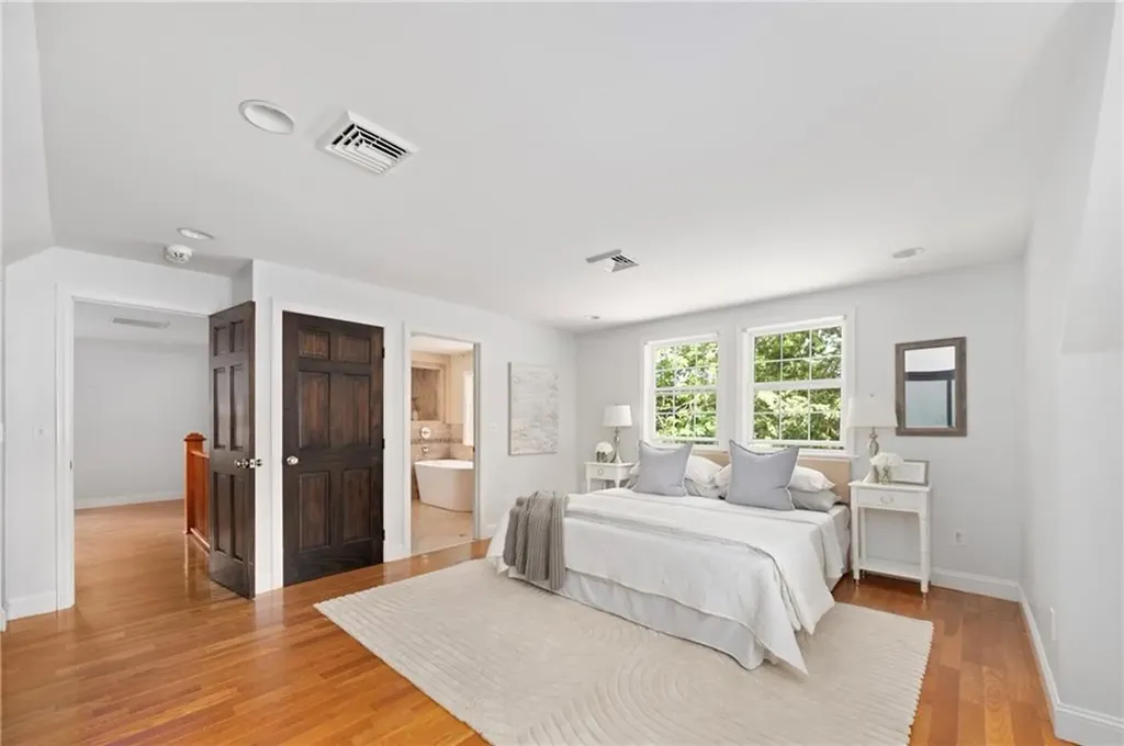 14 Black Creek Lane Warwick RI 02888