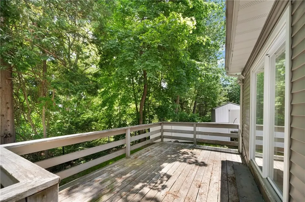 14 Black Creek Lane Warwick RI 02888