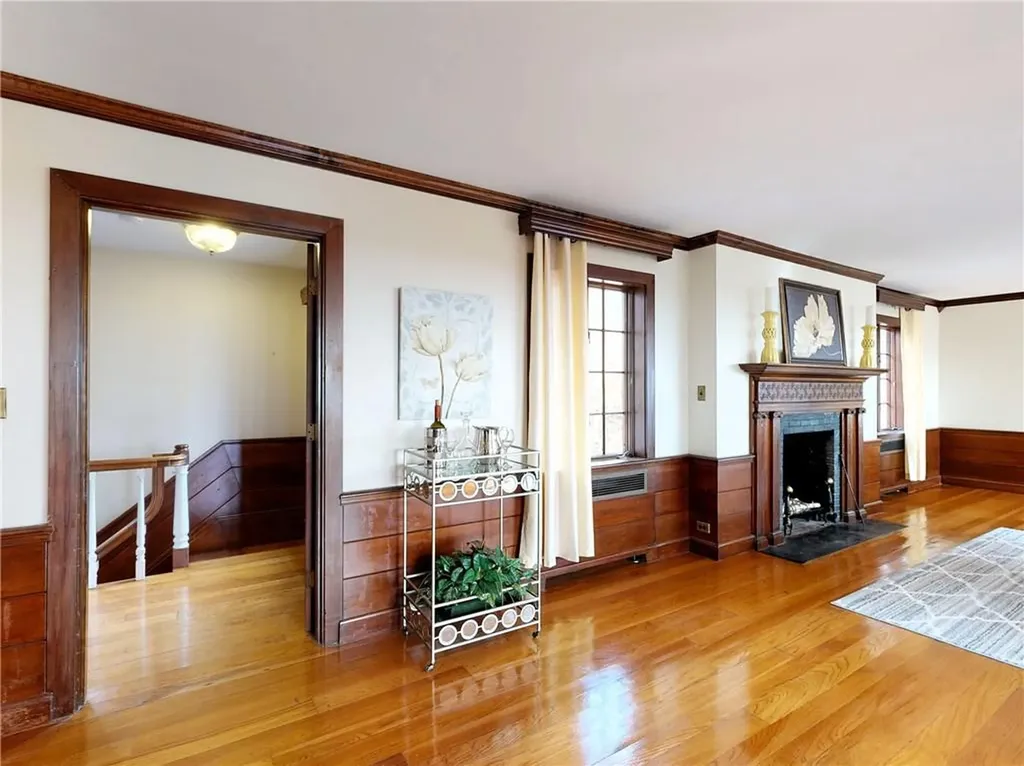 2625 B Commodore Perry Highway South Kingstown RI 02879