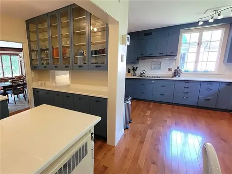 2625 B Commodore Perry Highway South Kingstown RI 02879