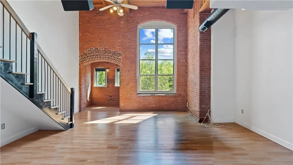 494 Woonasquatucket Avenue North Providence RI 02911