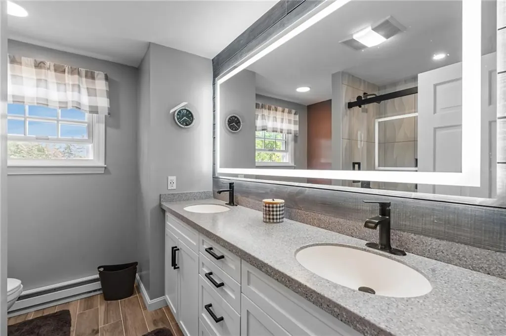 1 Leahy Street East Providence RI 02916