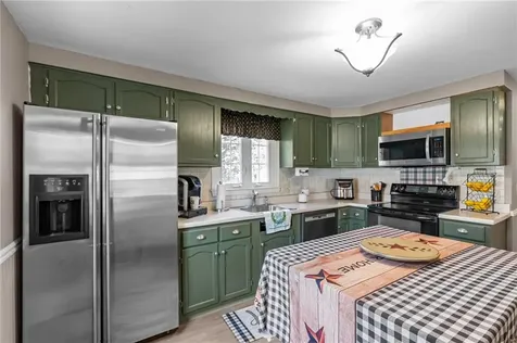 1 Leahy Street East Providence RI 02916