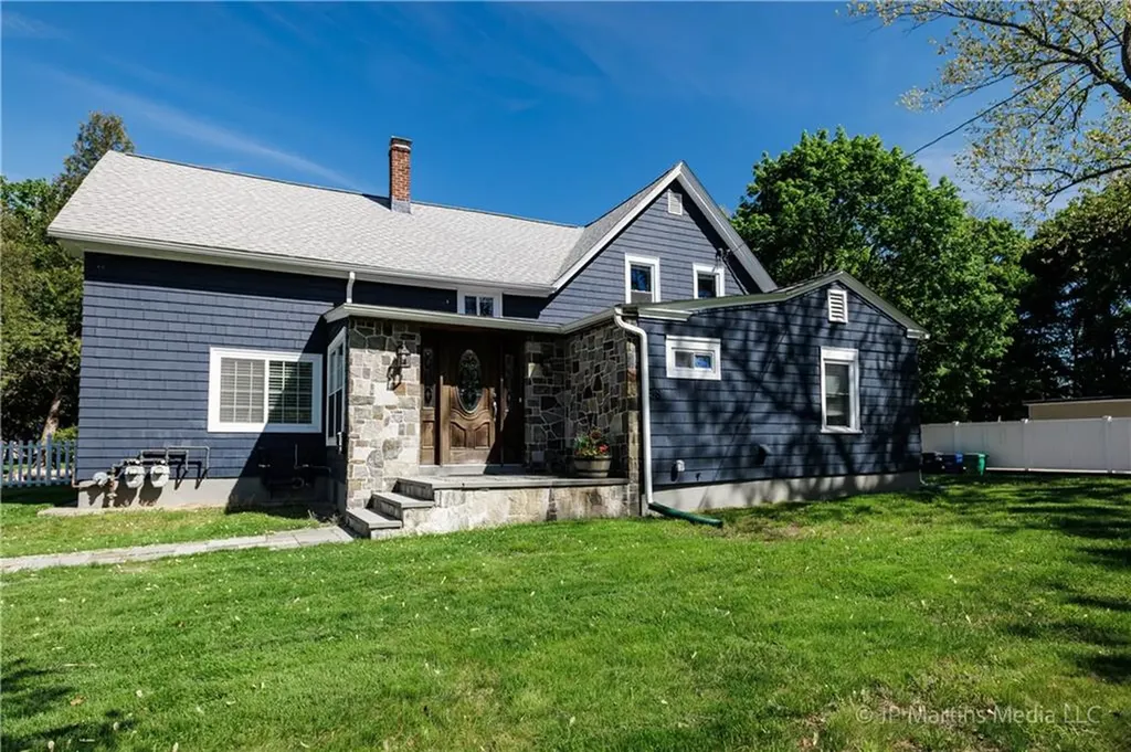 58 Spooner Avenue Warwick RI 02886