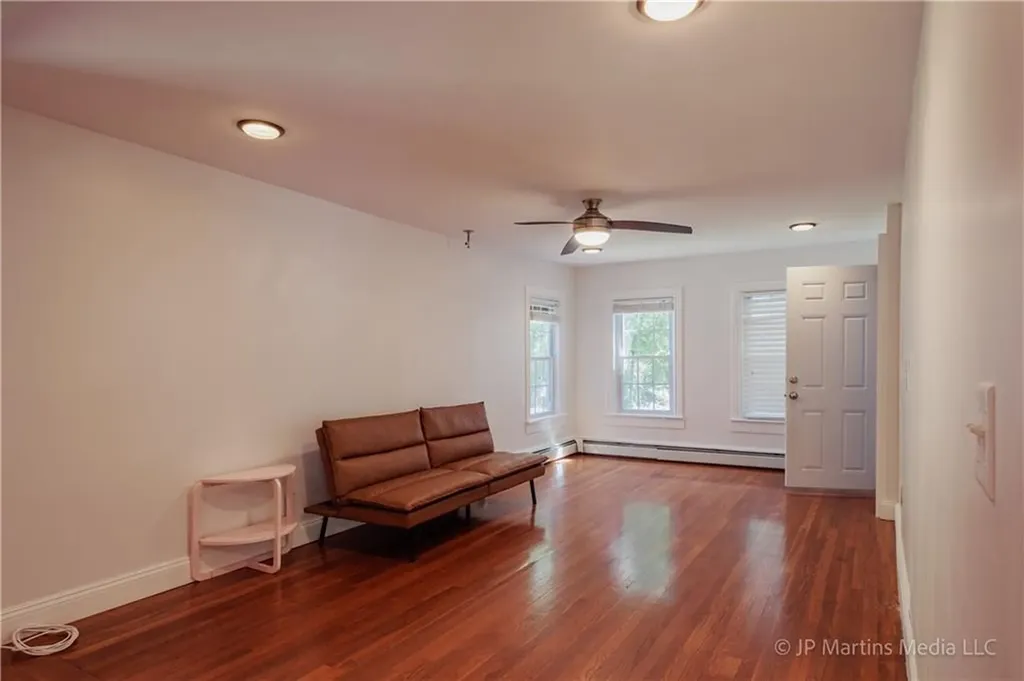 58 Spooner Avenue Warwick RI 02886