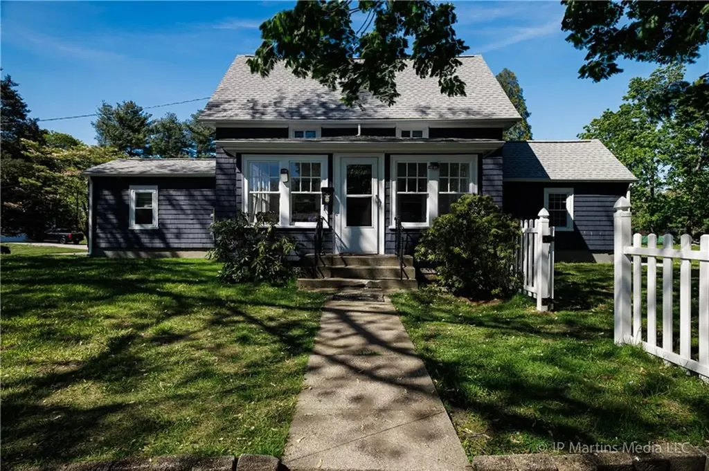 58 Spooner Avenue Warwick RI 02886