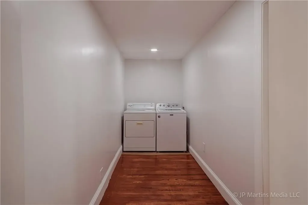 58 Spooner Avenue Warwick RI 02886