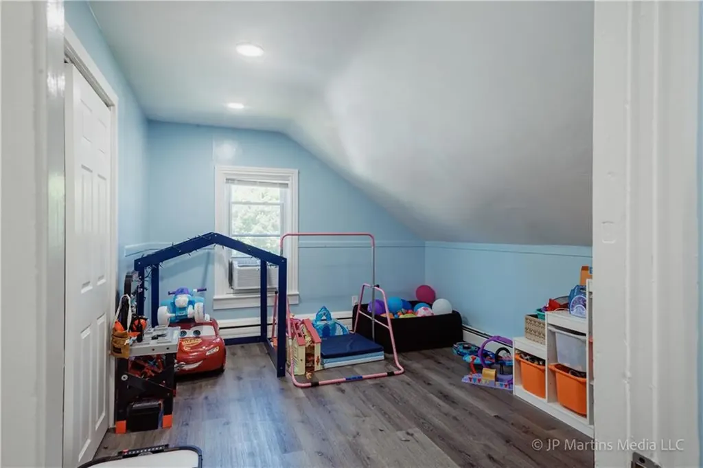 58 Spooner Avenue Warwick RI 02886