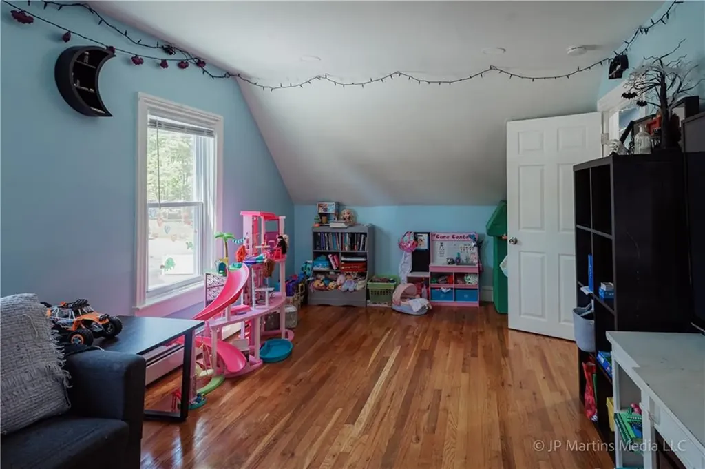 58 Spooner Avenue Warwick RI 02886