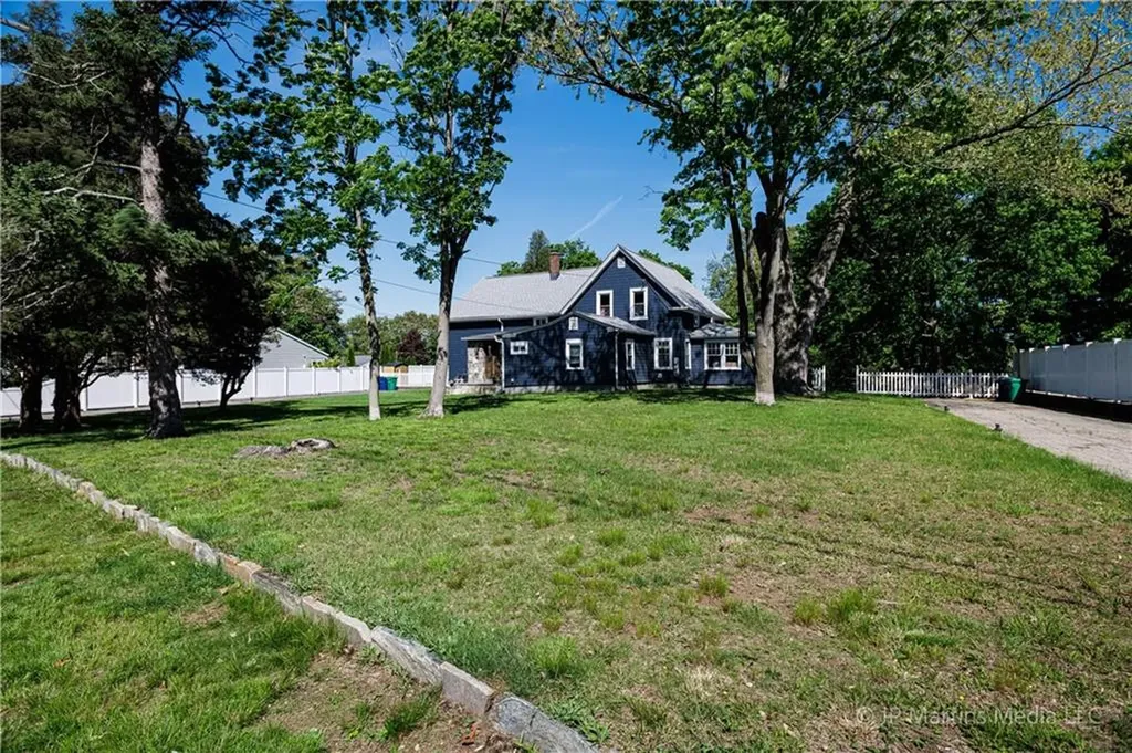 58 Spooner Avenue Warwick RI 02886