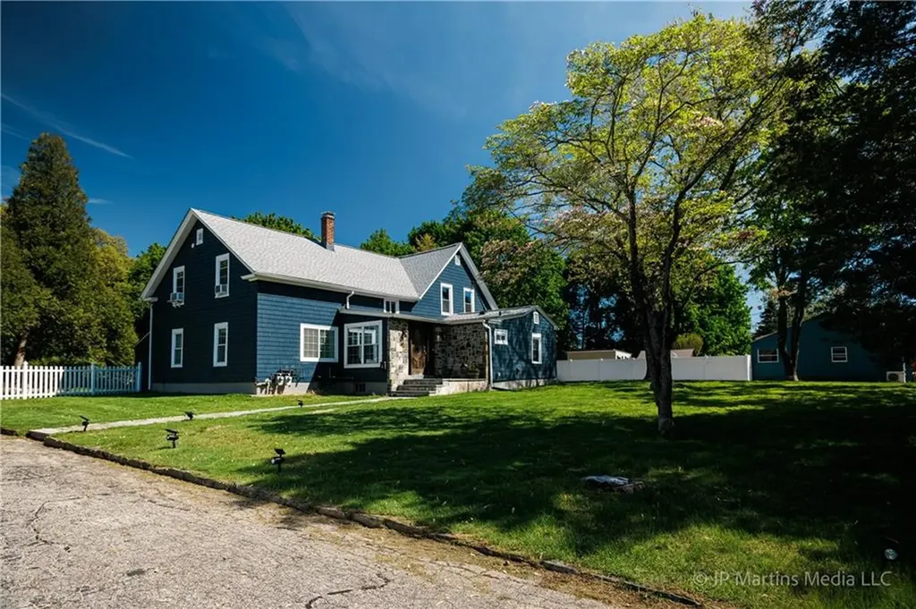 58 Spooner Avenue Warwick RI 02886