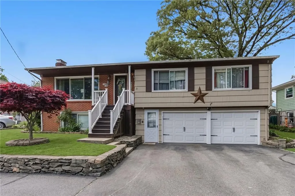 194 Parkside Avenue Pawtucket RI 02861