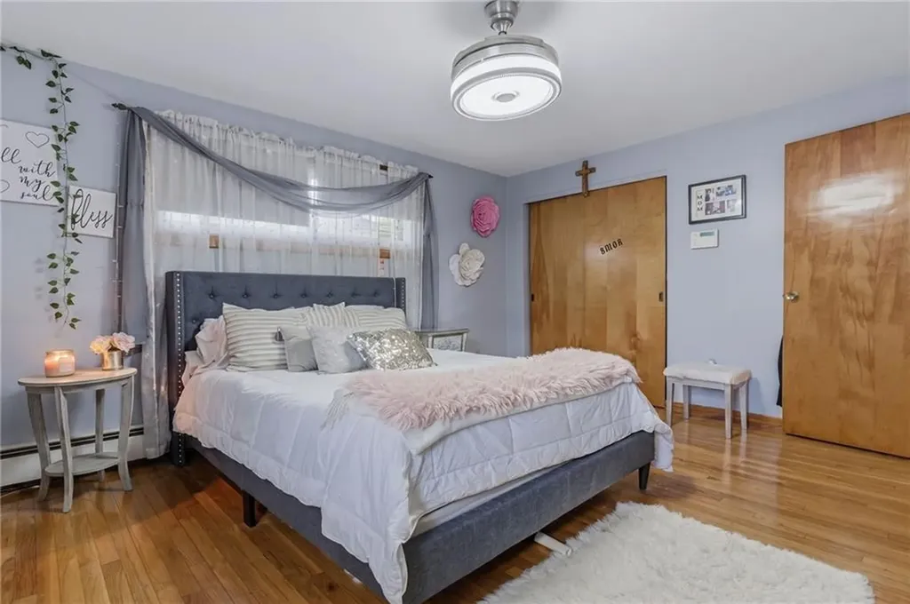 194 Parkside Avenue Pawtucket RI 02861