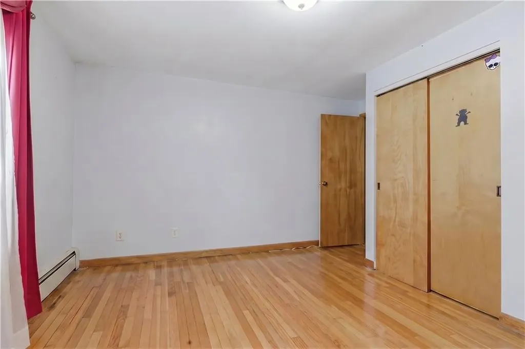 194 Parkside Avenue Pawtucket RI 02861