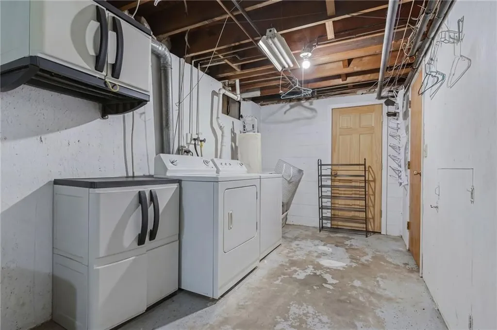 194 Parkside Avenue Pawtucket RI 02861