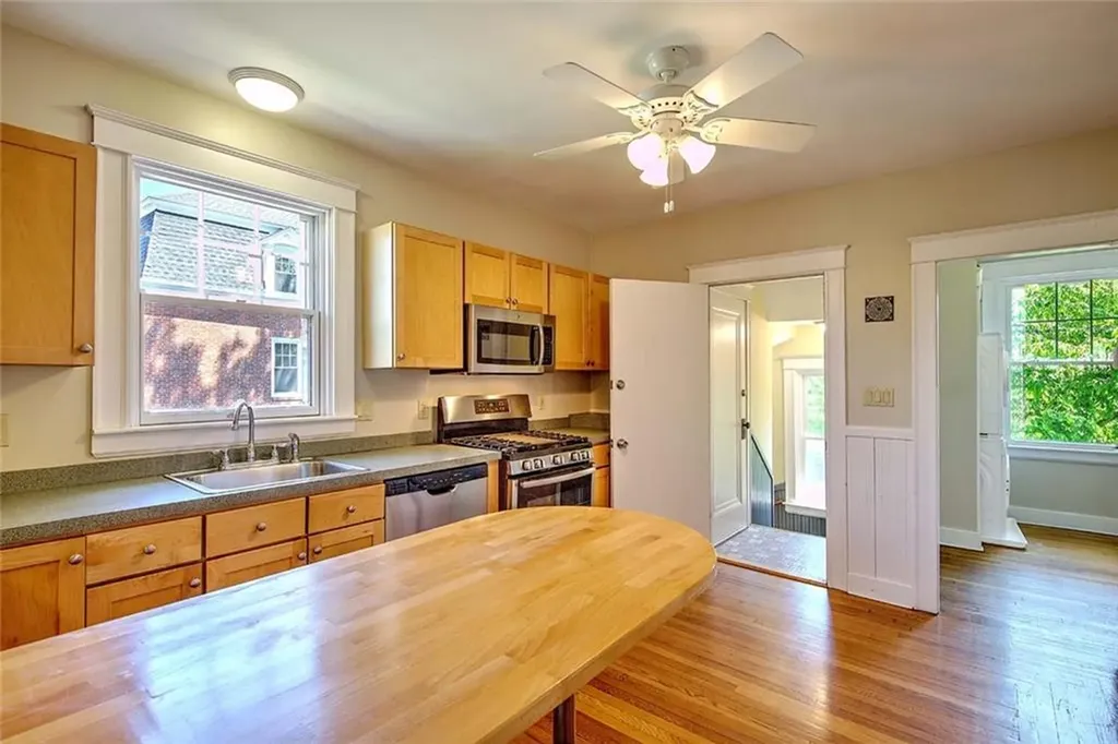 67 69 East Manning Street Providence RI 02906