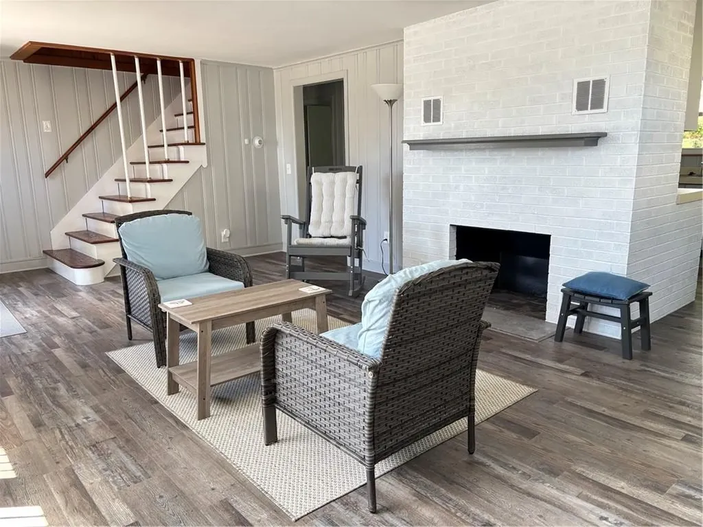 10 Anawan Avenue Narragansett RI 02882
