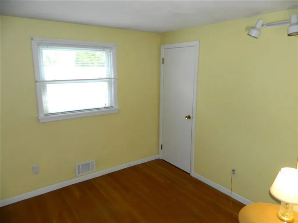 68 Zinnia Drive Cranston RI 02920