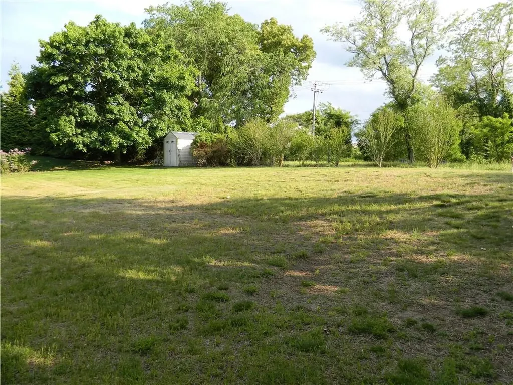 68 Zinnia Drive Cranston RI 02920
