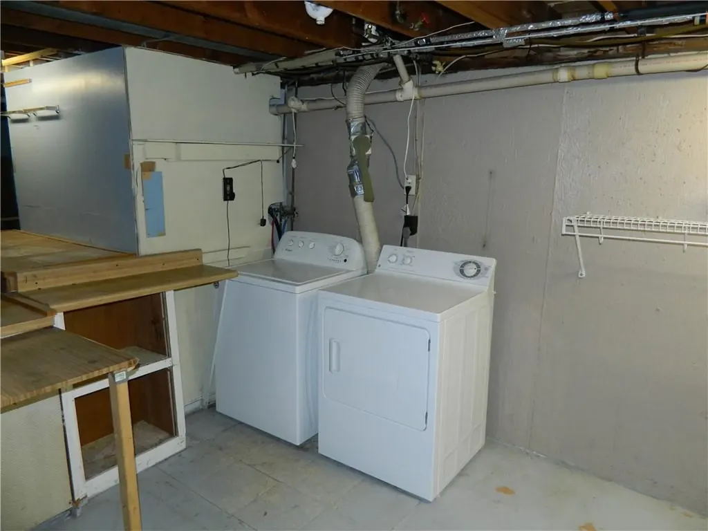 68 Zinnia Drive Cranston RI 02920