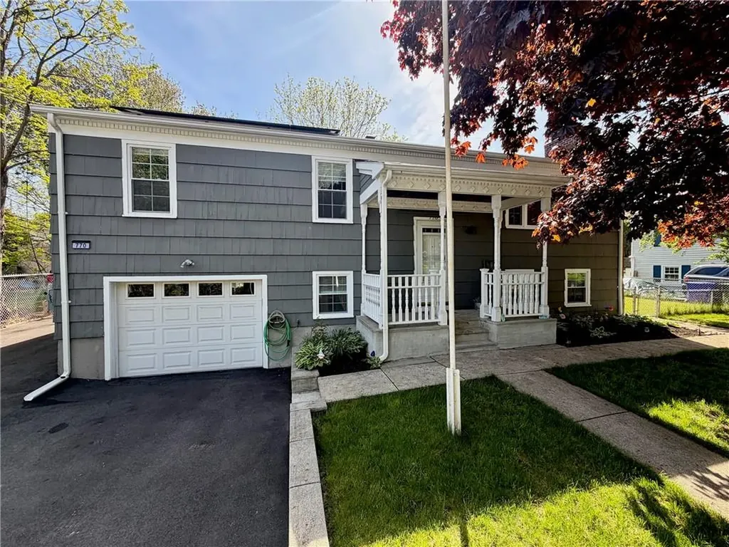 770 Metacom Avenue Bristol RI 02809