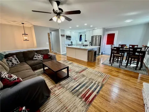 770 Metacom Avenue Bristol RI 02809