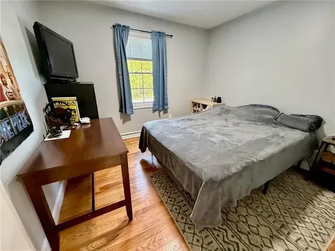 770 Metacom Avenue Bristol RI 02809