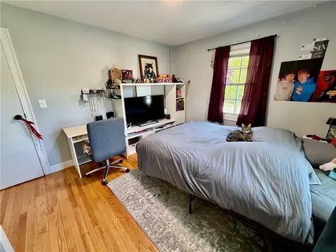 770 Metacom Avenue Bristol RI 02809