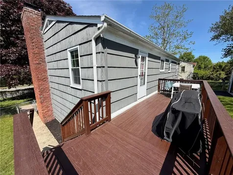 770 Metacom Avenue Bristol RI 02809
