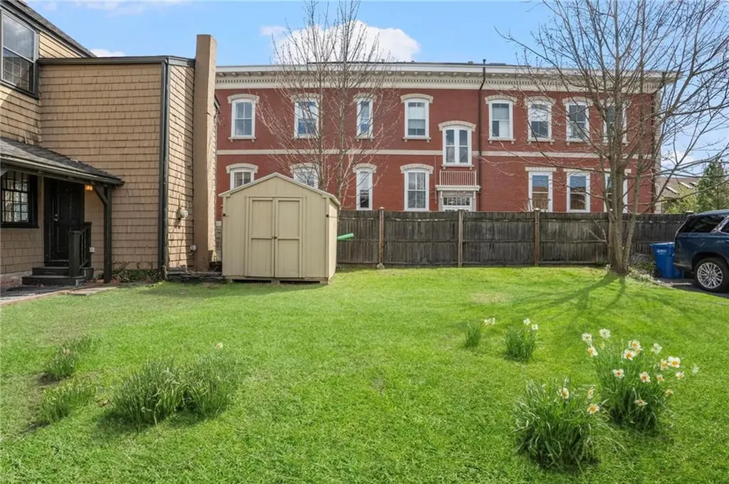 14 Elm Street Newport RI 02840