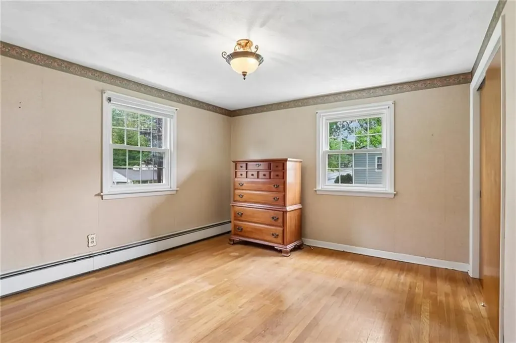 57 Laurel Avenue Coventry RI 02816