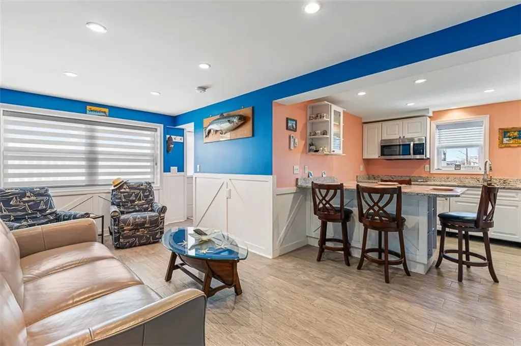 6 Macalder Street Narragansett RI 02882