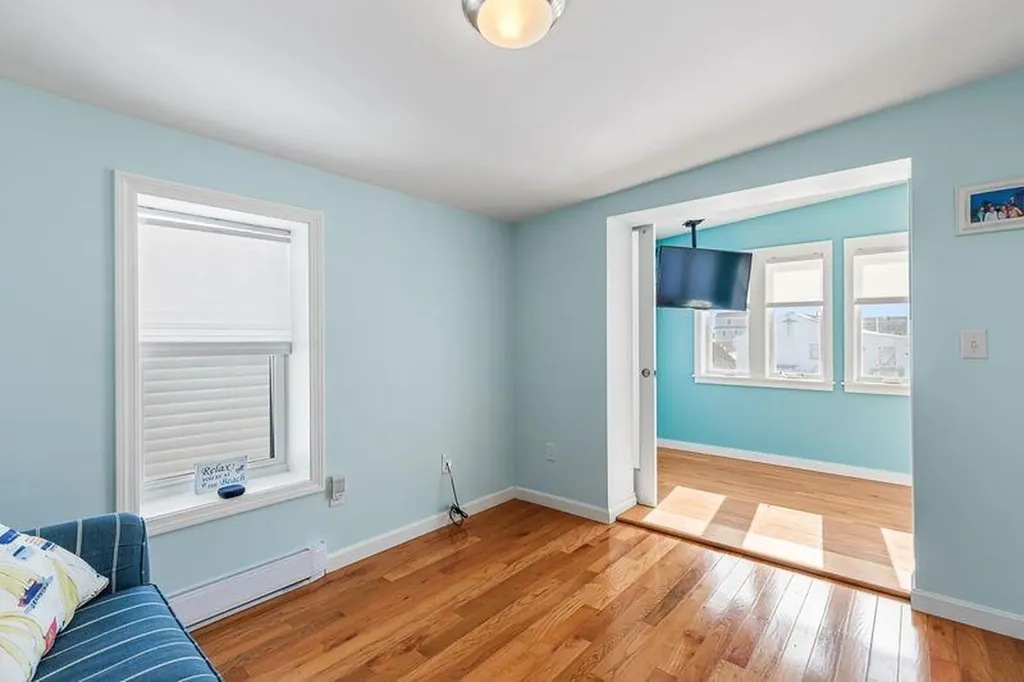 6 Macalder Street Narragansett RI 02882