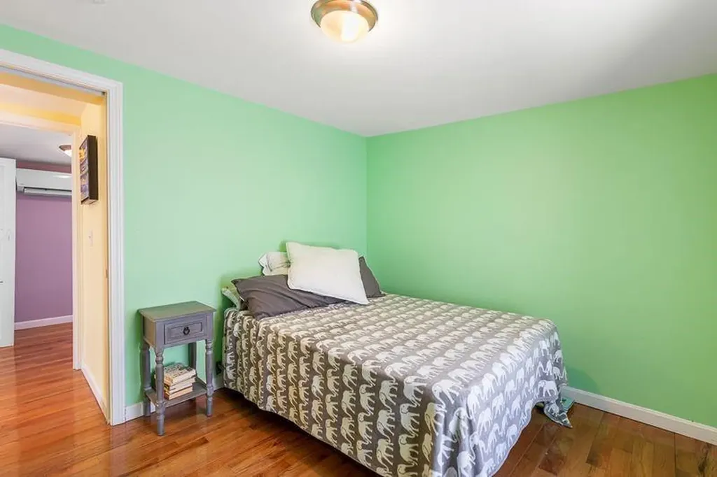 6 Macalder Street Narragansett RI 02882
