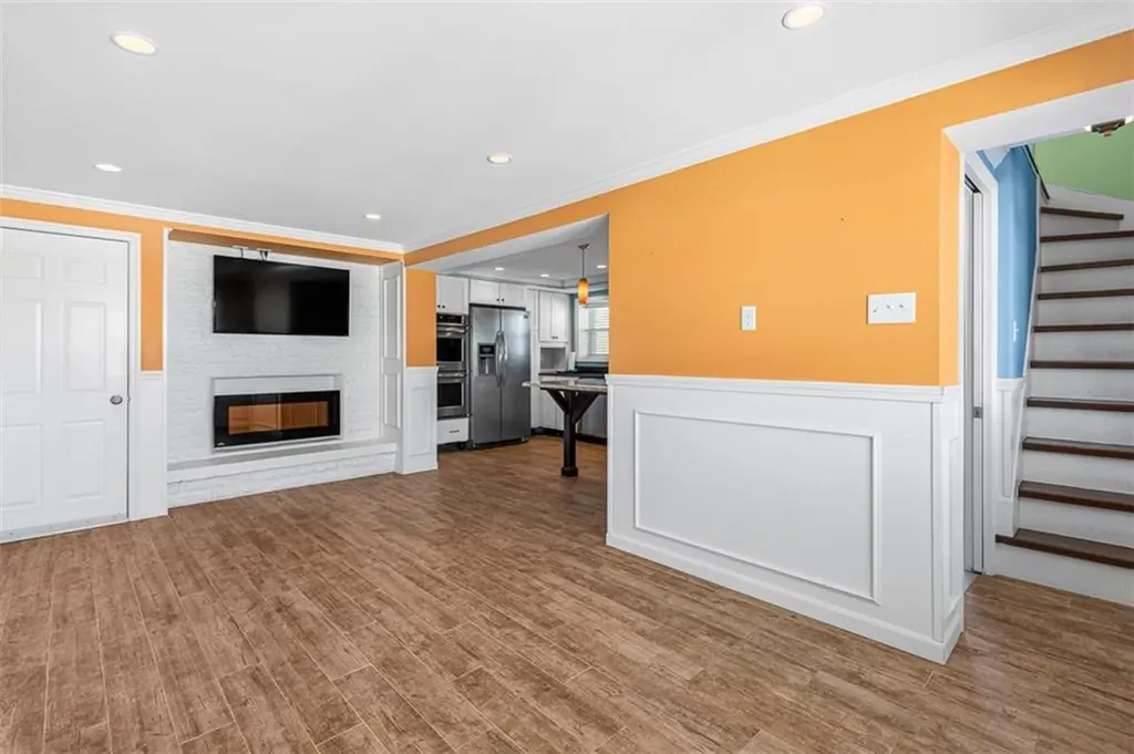 6 Macalder Street Narragansett RI 02882