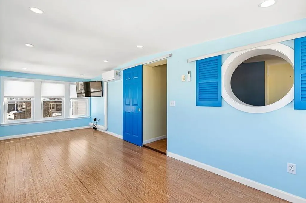 6 Macalder Street Narragansett RI 02882