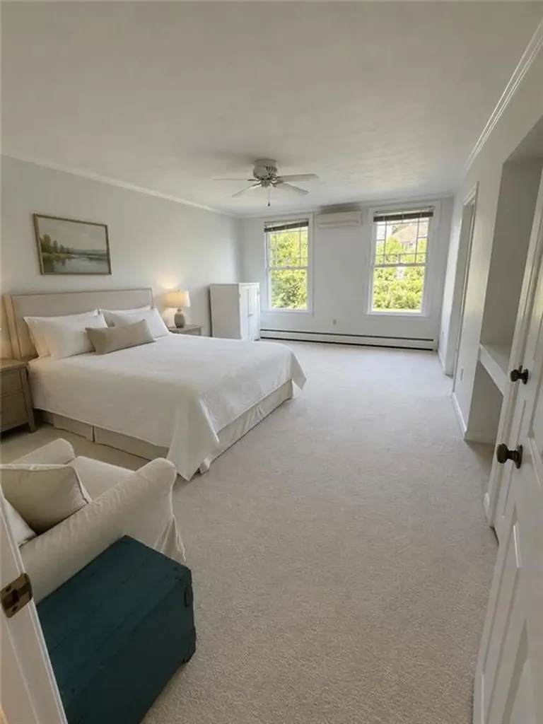 141 Narragansett Avenue Newport RI 02840