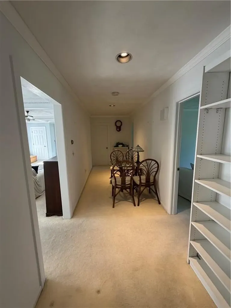 141 Narragansett Avenue Newport RI 02840