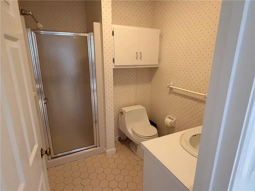 141 Narragansett Avenue Newport RI 02840