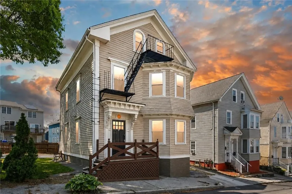 37 Royal Street Providence RI 02906