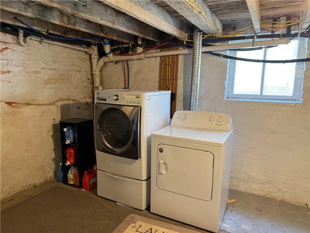 37 Royal Street Providence RI 02906