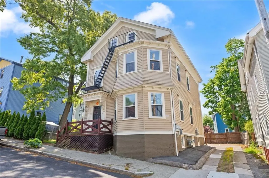 37 Royal Street Providence RI 02906