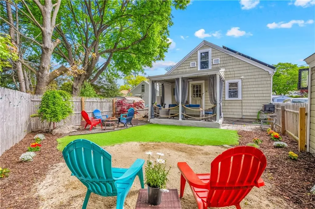 158 Gentian Avenue Providence RI 02908