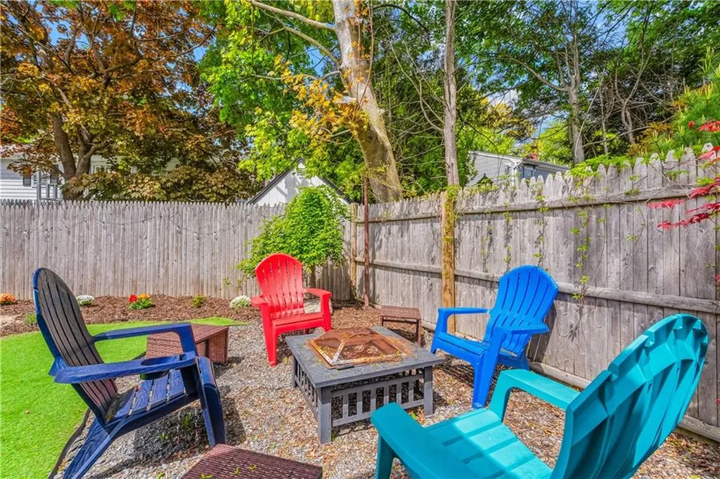 158 Gentian Avenue Providence RI 02908