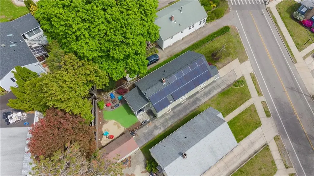 158 Gentian Avenue Providence RI 02908