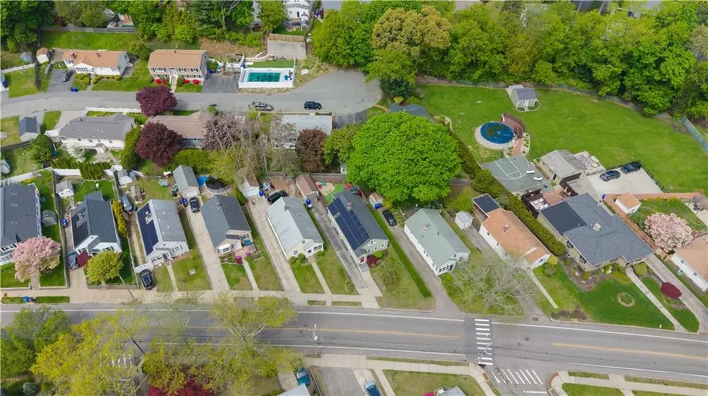 158 Gentian Avenue Providence RI 02908