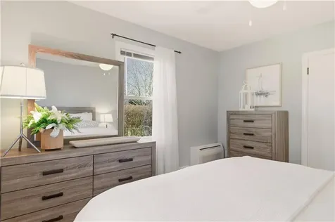 415 Wapping Road Portsmouth RI 02871