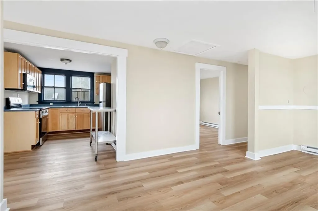 427 Spring Street Newport RI 02840